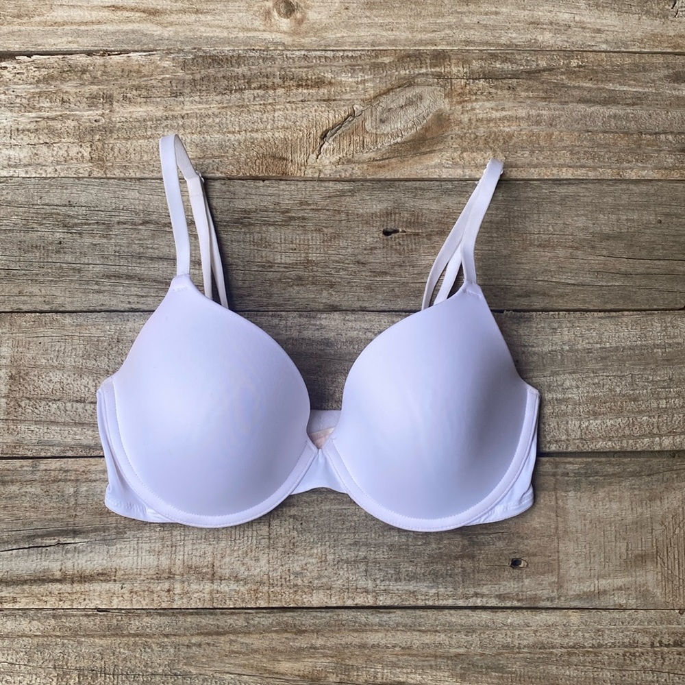 Pink Women’s White T-Shirt Bra